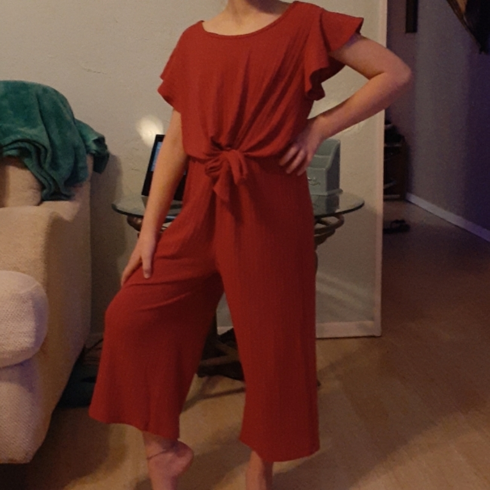 Maroon pantsuit - Picture 3 of 3